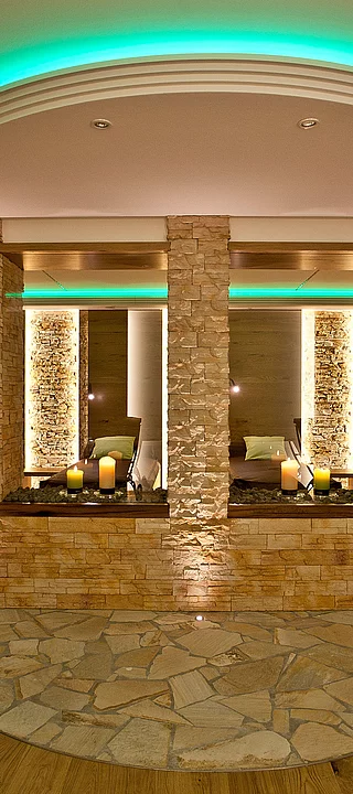 Votre lieu de plaisir en Forêt-Noire Relaxarium dans l'espace bien-être de l'Enztalhotel dans la Forêt-Noire du Nord