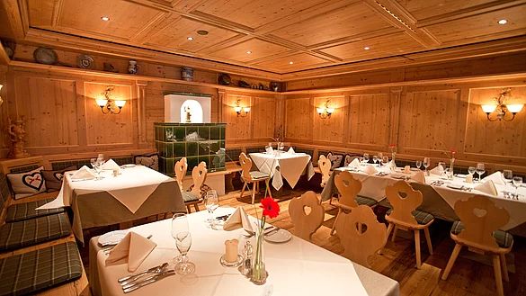 Schwäbische Stube de l'hôtel gastronomique Enztalhotel à Enzklösterle