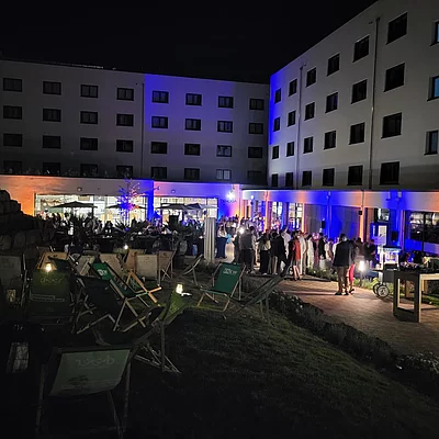 Herzlichen Glückwunsch an unsere Cecilia, nach 3 Jahren Ausbildung durften wir sie nach bestandener Prüfung zur Lossprechungsfeier auf den DEHOGA Campus begleiten.