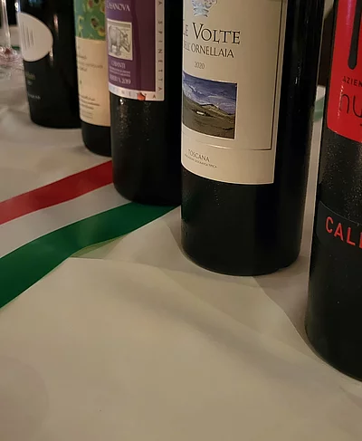 Wie versprochen...Ein unvergesslicher Abend.Italien zu Gast,ein Lebensgefühl zu Gast. #enztalhotel #claudioversace #fischer_trezza #nördlicherschwarzwald #italienischeküche